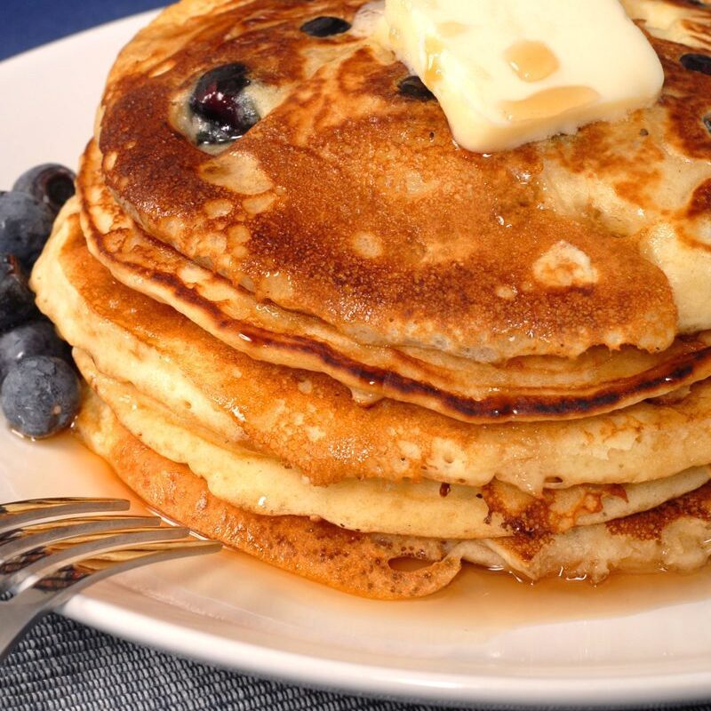 blueberry-pancakes-800-x-1067